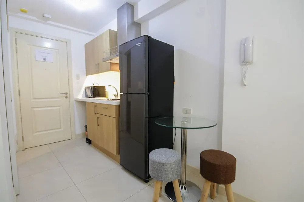 Acellynes Suites at The Residences at Commonwealth by Century