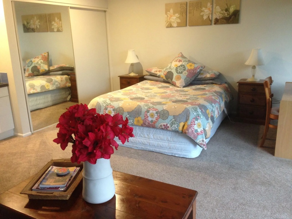 Cave Rock Guest House