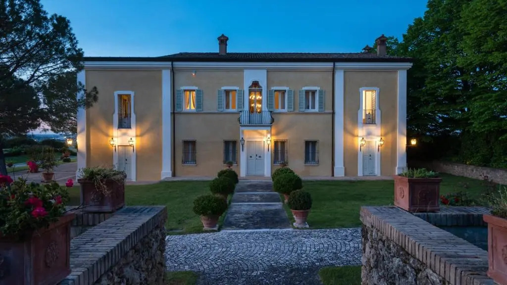 TENUTA BAGNI DE CONSOLI 24, Emma Villas