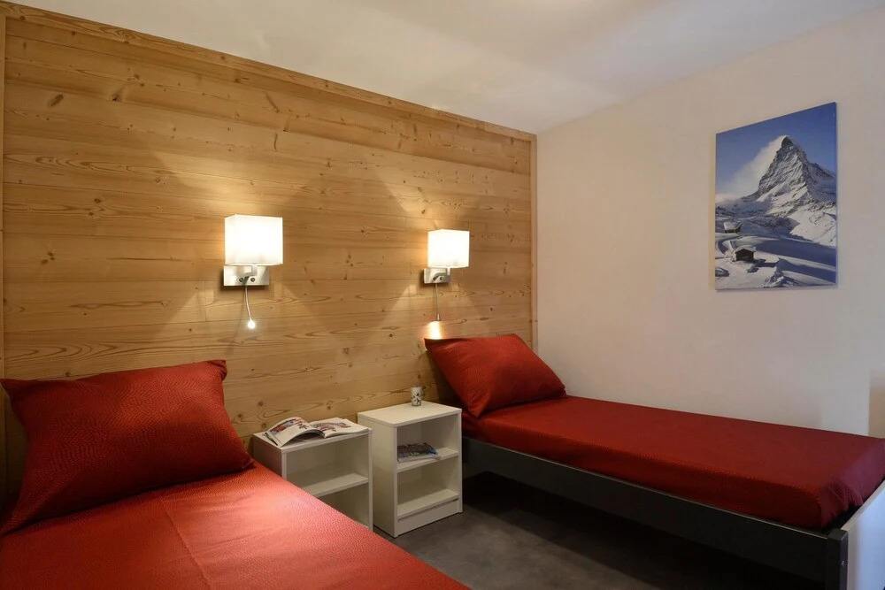 Residence Saintjacques Four-roomed Apartment for 8 People in the Resort Center S703
