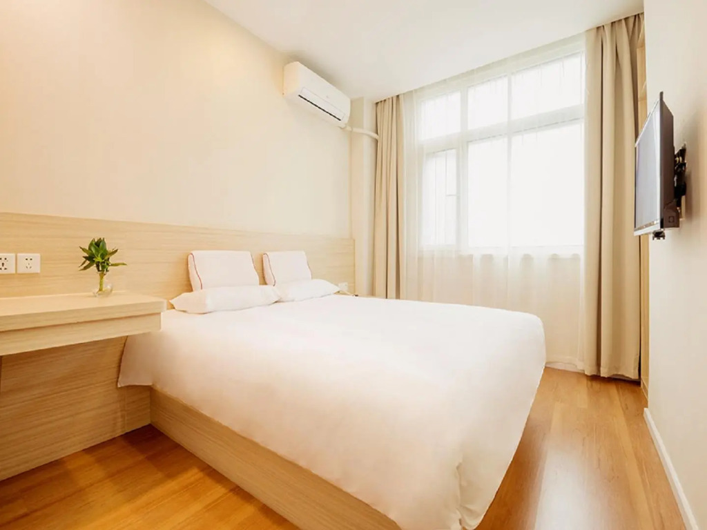 Elan Inn Suqian Suning Plaza Hotel