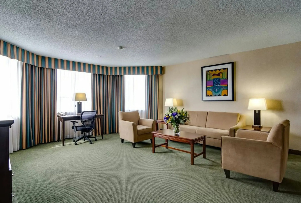 Sawridge Inn and Conference Centre Edmonton South