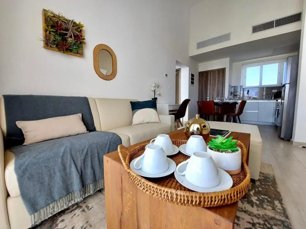 Unique 1BR Retreat w/ Pool & Golf View CP