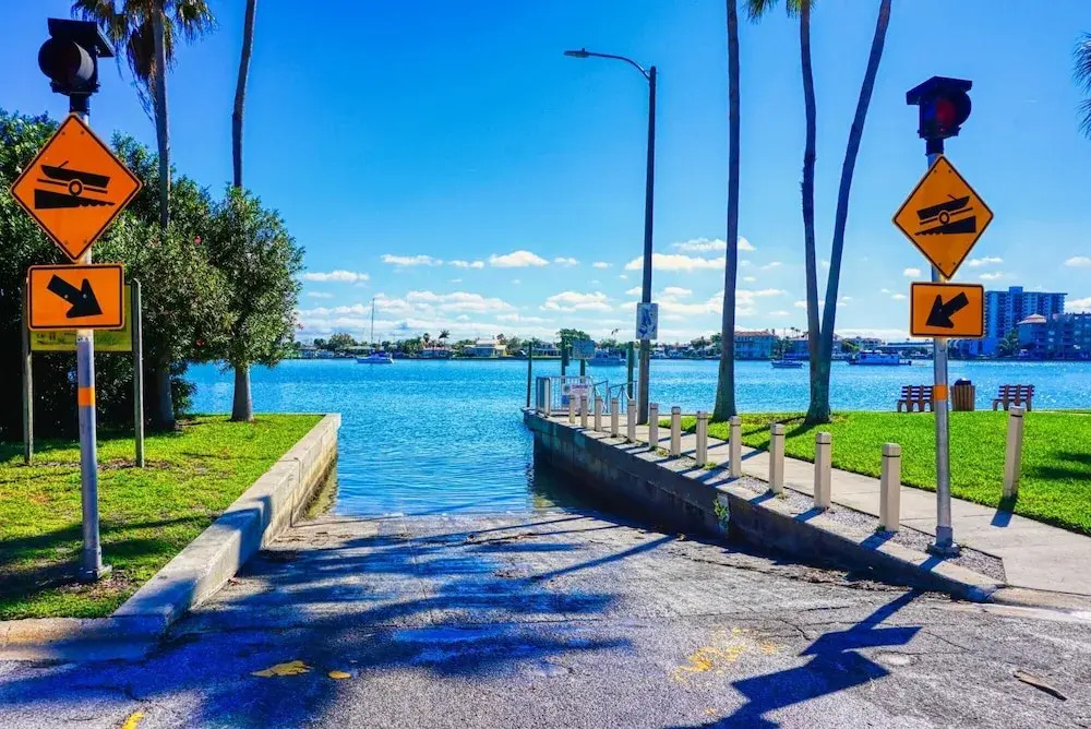 Coconut Grove Beach Resort Suites 1 to 8