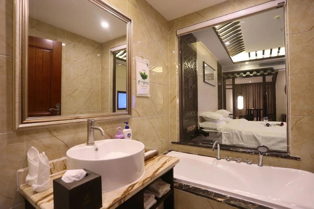 Mingshan Hotel