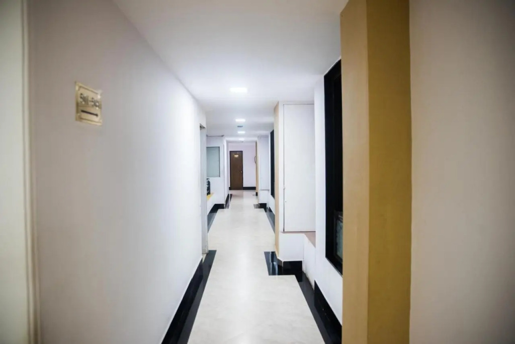 10765 Hotel Tanish