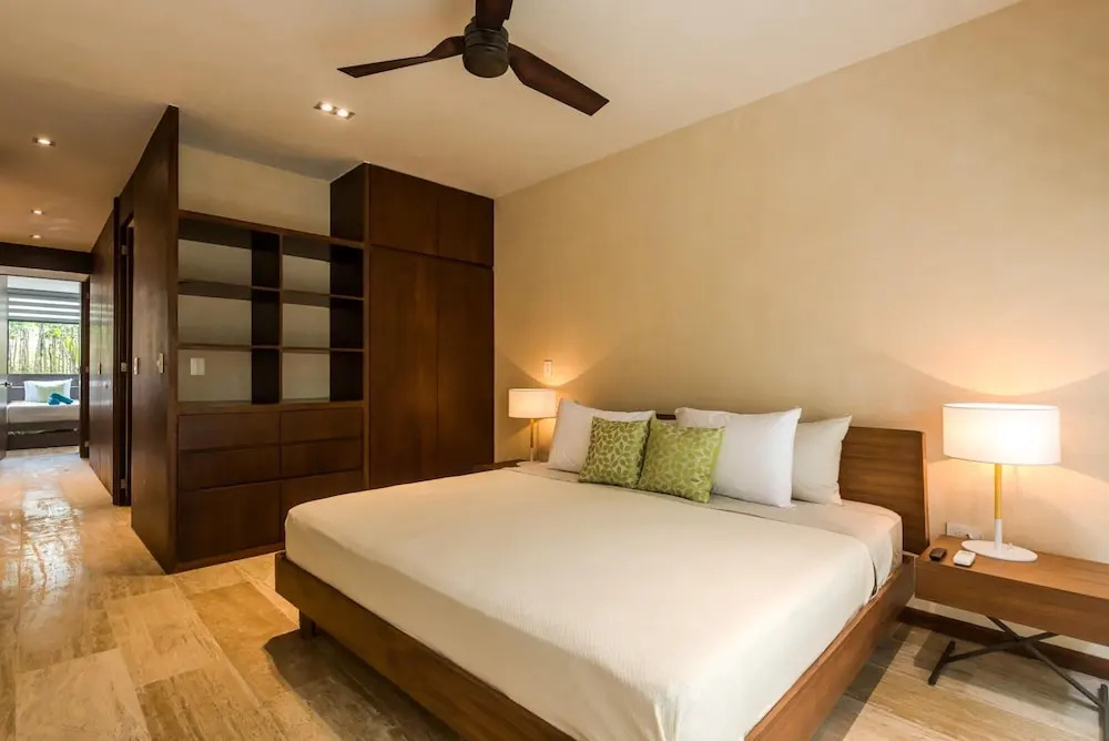Modern 2BR Apartment With Private Pool Amazing Amenities Near The Beach