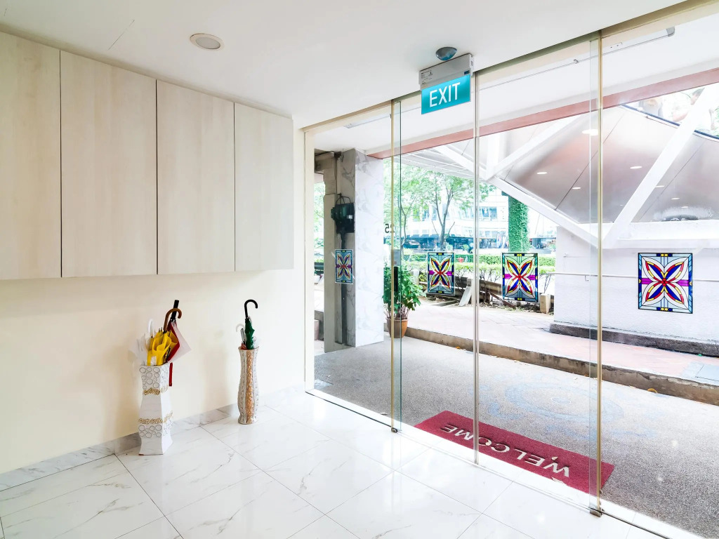 Jayleen Clarke Quay Hotel