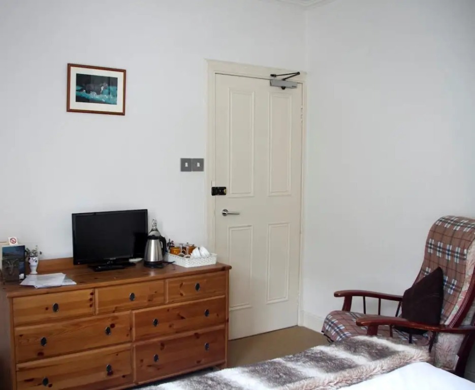 Airlie House B&B