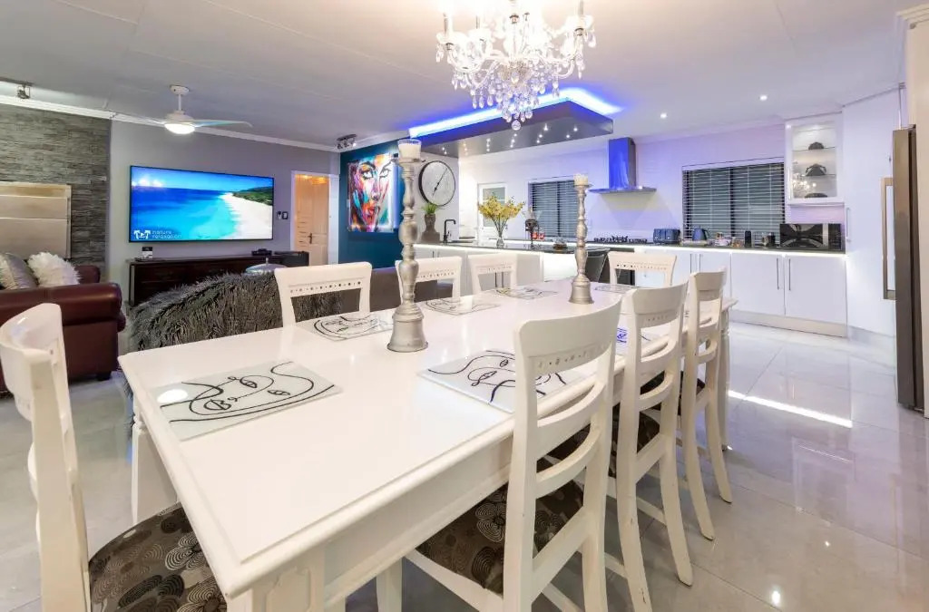 Wilderness Waters Boutique Suites - Adults Only
