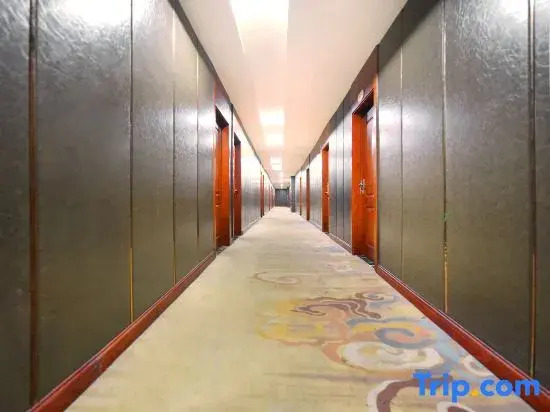 Xinhao Hotel (Chongqing Rongchang Renmin Road Commercial Pedestrian Street)