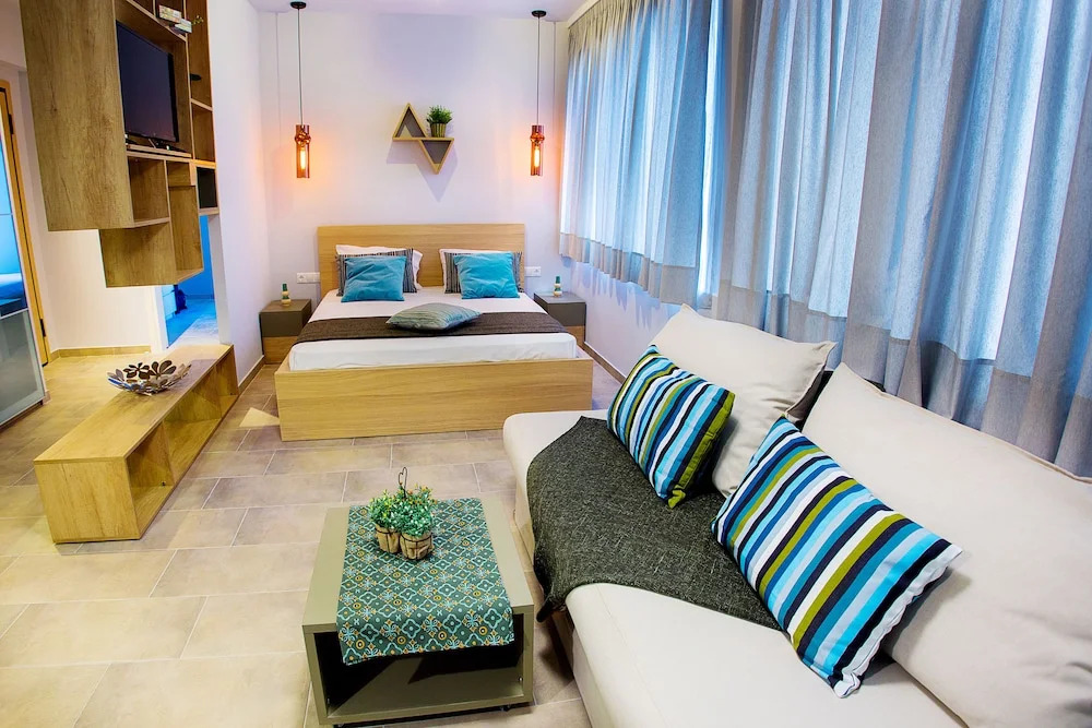 Emerald Suite
