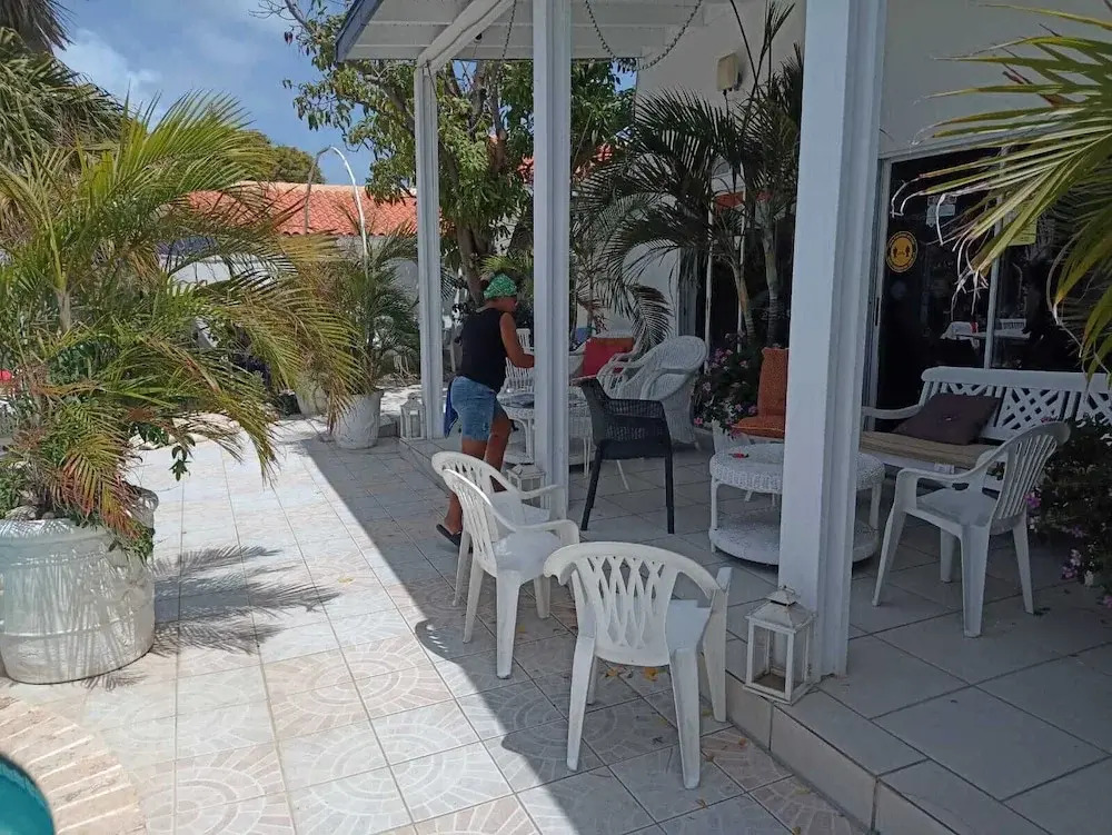 HARMONY Hotel Hostel Aruba