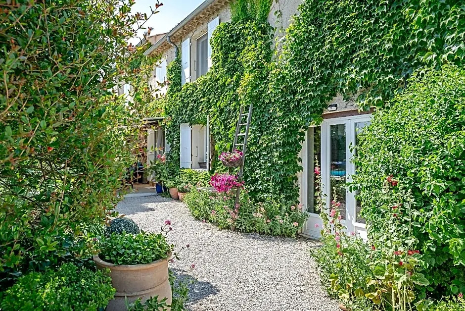 Chambres dHôtes et Gîtes Le Mas Mellou