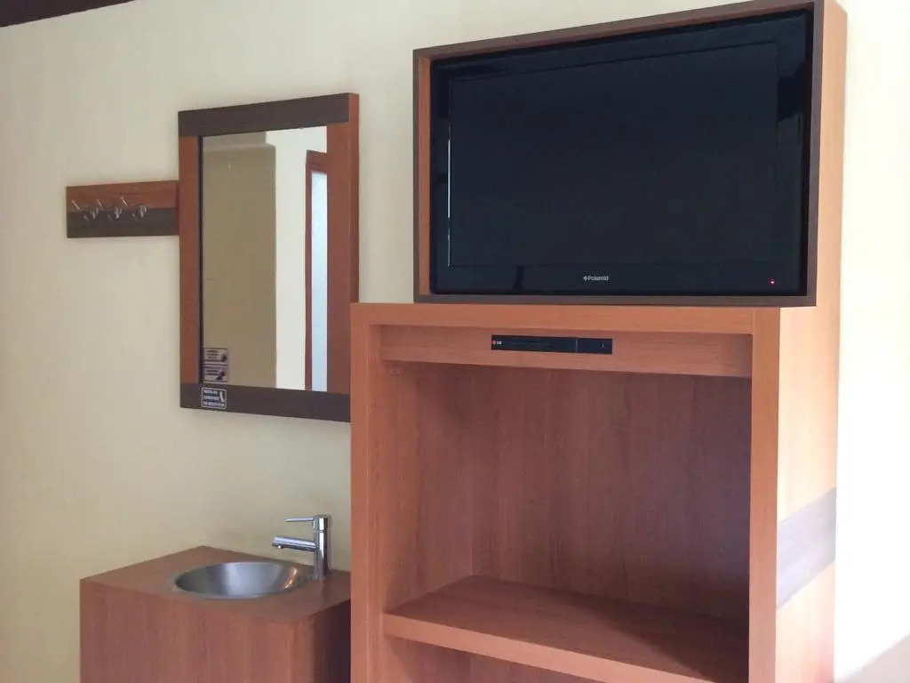 Hotel H