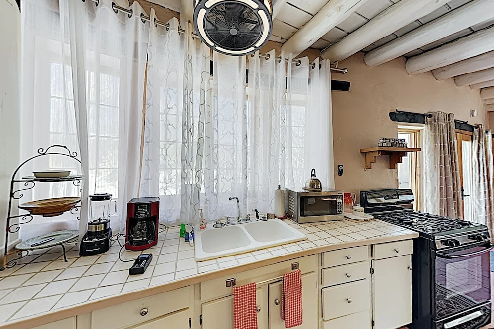 4 Casitas At Lumina Gardens W/ Private Hot Tub 5 Bedroom Cottage
