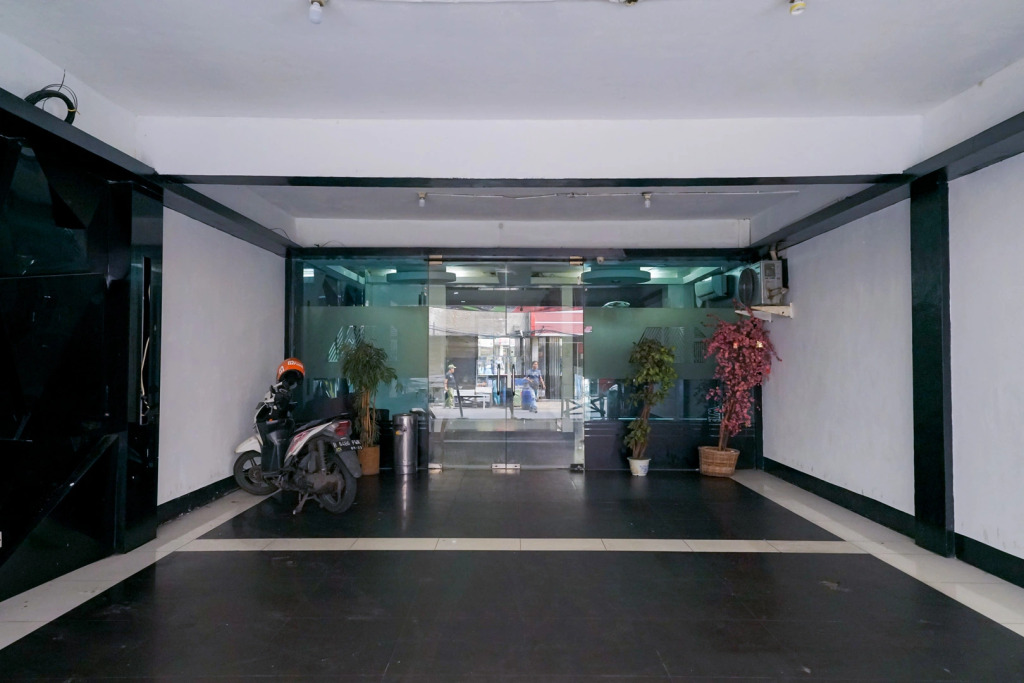 Urbanview Hotel Bes Mangga Besar by RedDoorz