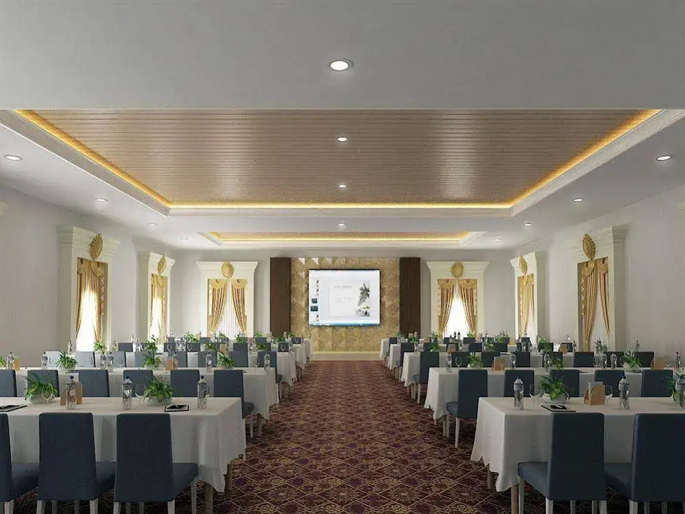 New Hill Resort & Spa