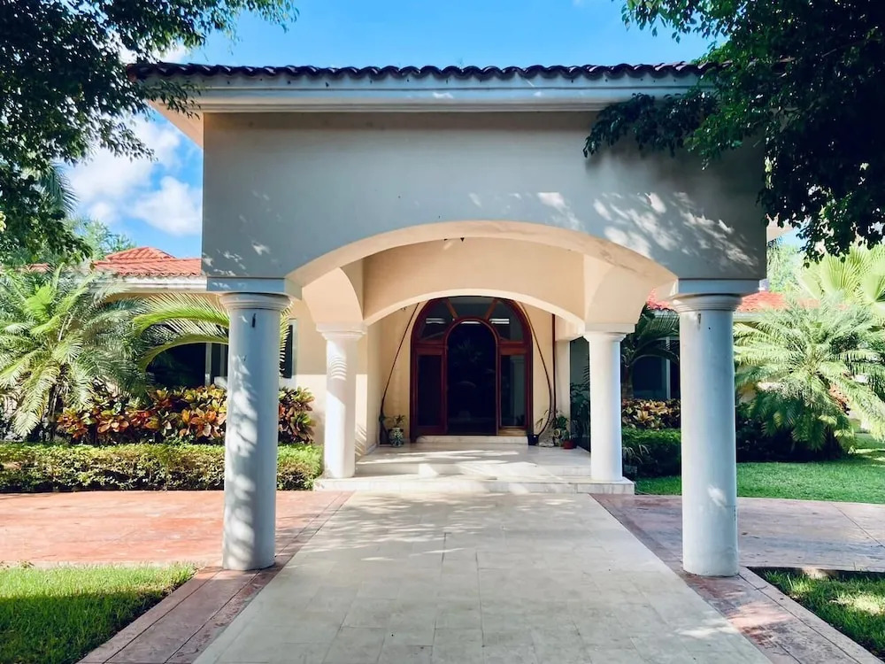Bacab Mansion