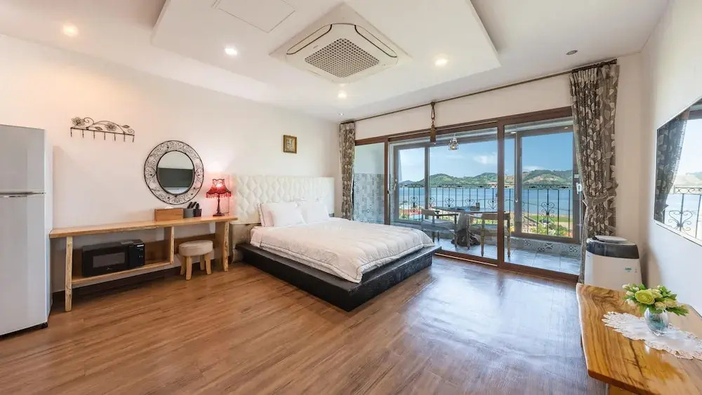 Namhae Ryu&Lee Pet Pension