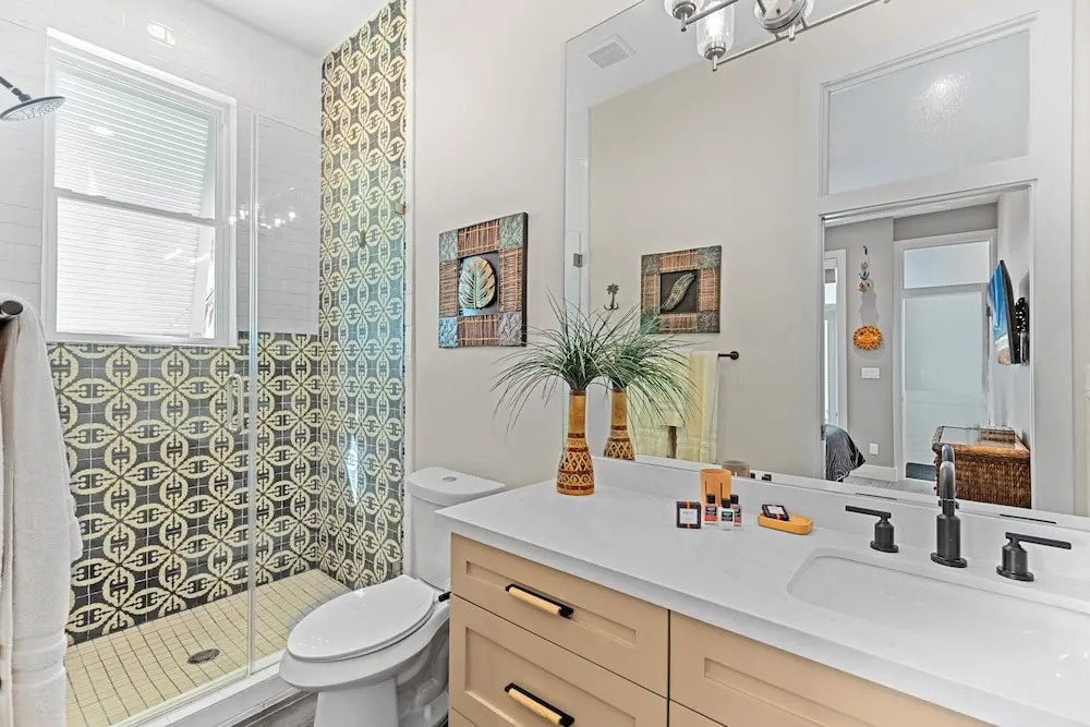 Call Me The Breeze - Private Home At The Shores 3 Bedroom Home by RedAwning