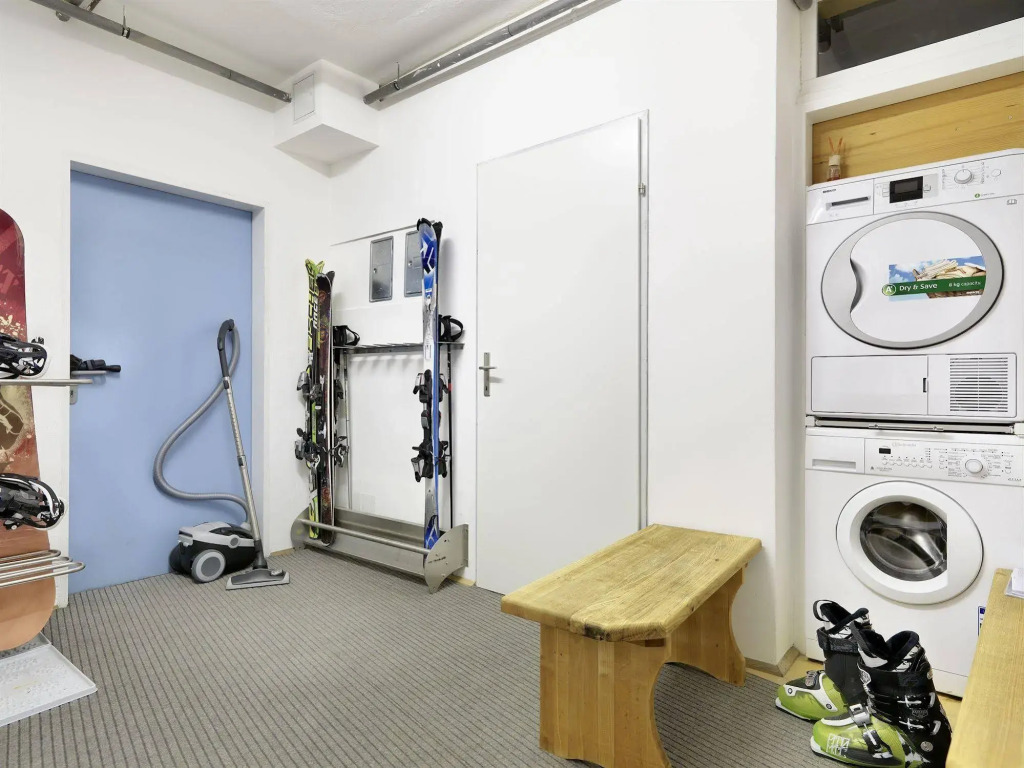 Riedz Apartments Innsbruck- Zentrales Apartmenthaus mit grüner Oase