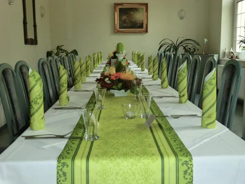 Hotel & Restaurant Raueneck