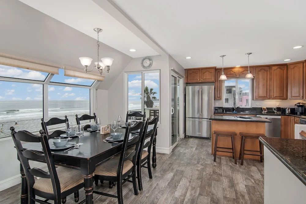 Coastal Retreat - 2 Br Home