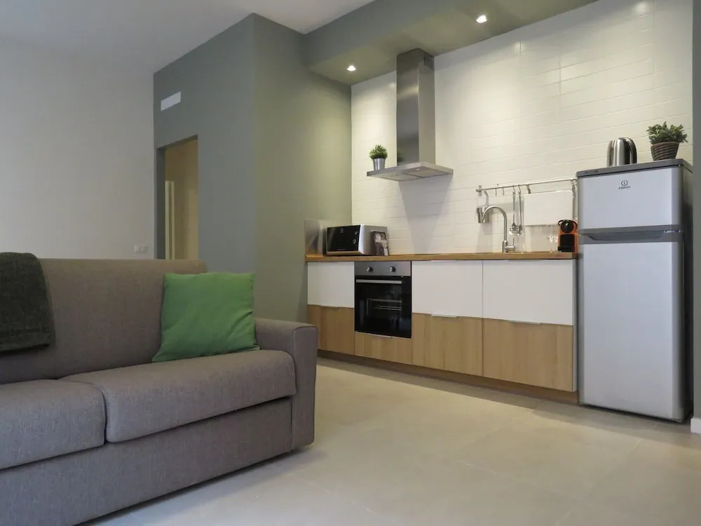 8 Colonne Apartments
