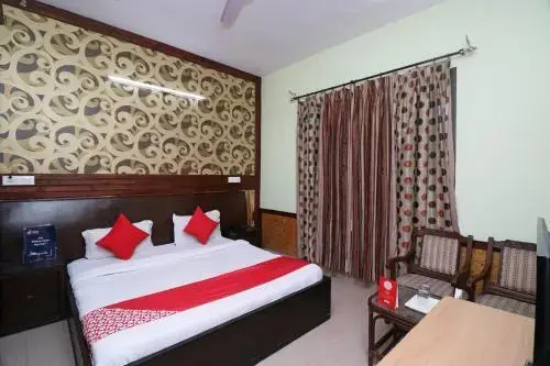 Royal Castle Resort by OYO Rooms