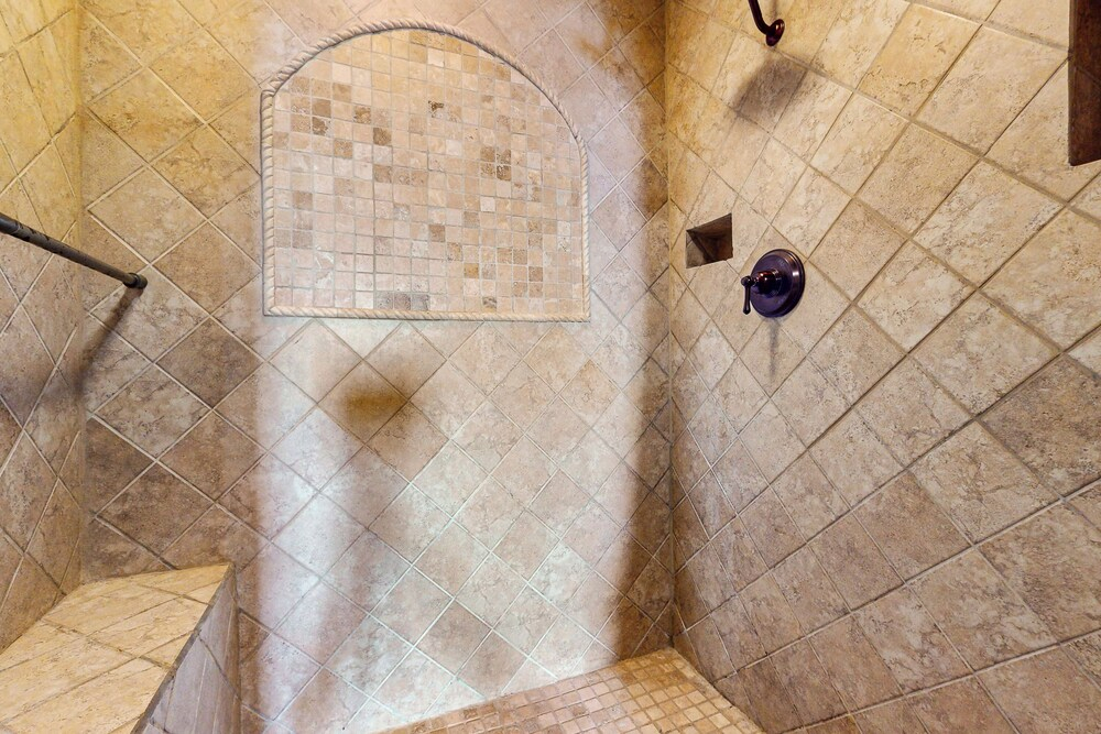 Gulf-view 3BR Penthouse: Suntide III - Unit 1105