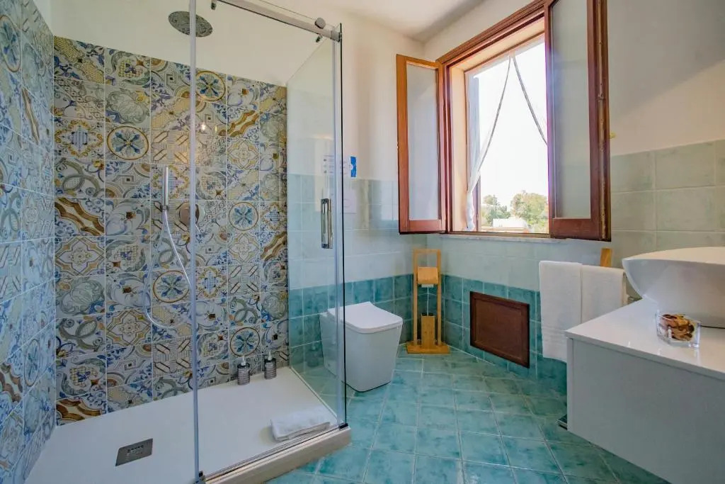 Pater Meus Suites - Sea View, Pool & Parking