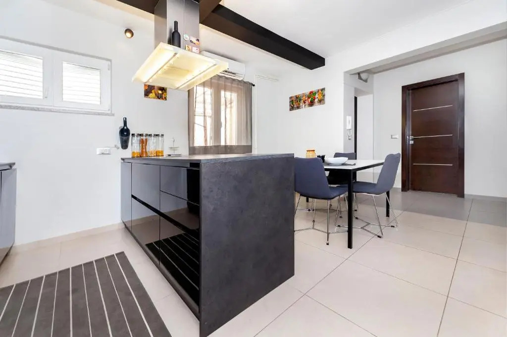Apartment Cave