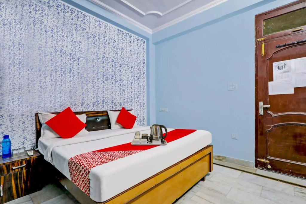 OYO 87646 Hotel Pacific Blue