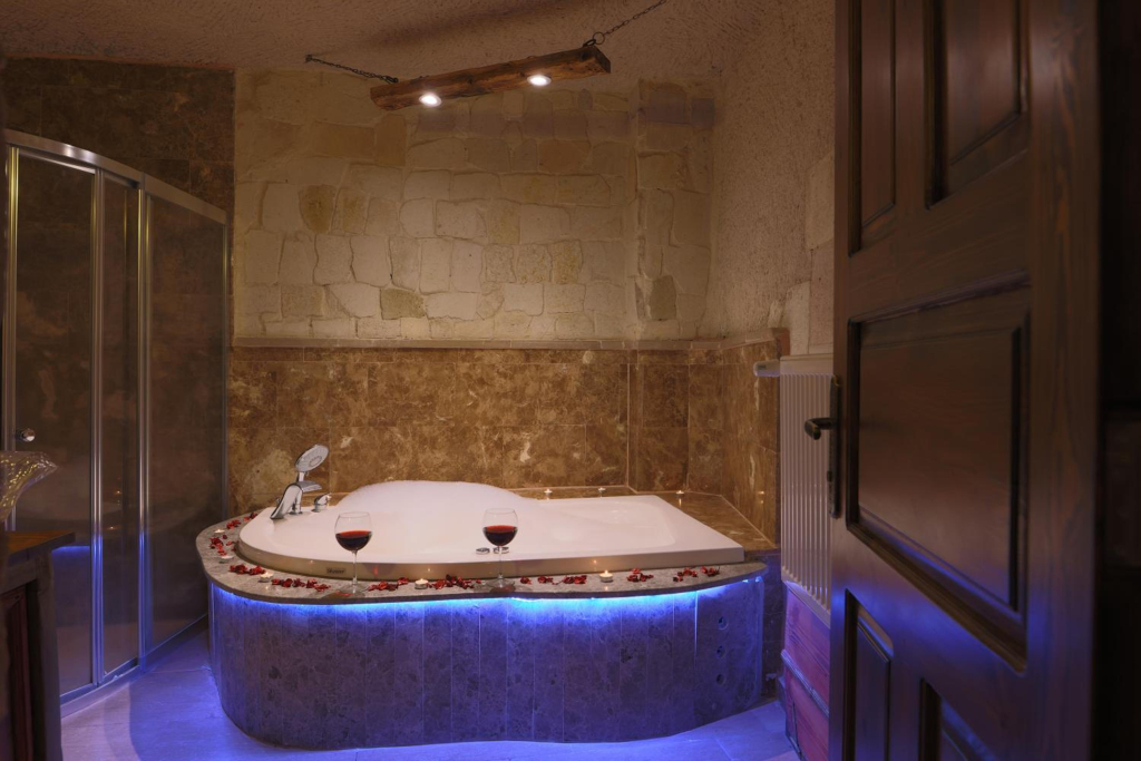 Aja Cappadocia Cave Hotel-Special Class