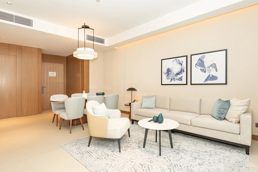 Luxury StayCation - Modern Comfort: 3-BR at The Address Opera