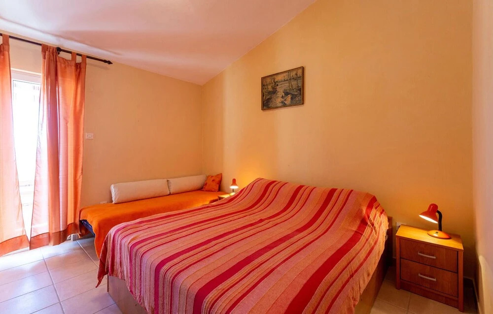 Beautiful Apartment in Razanac With 2 Bedrooms and Wifi