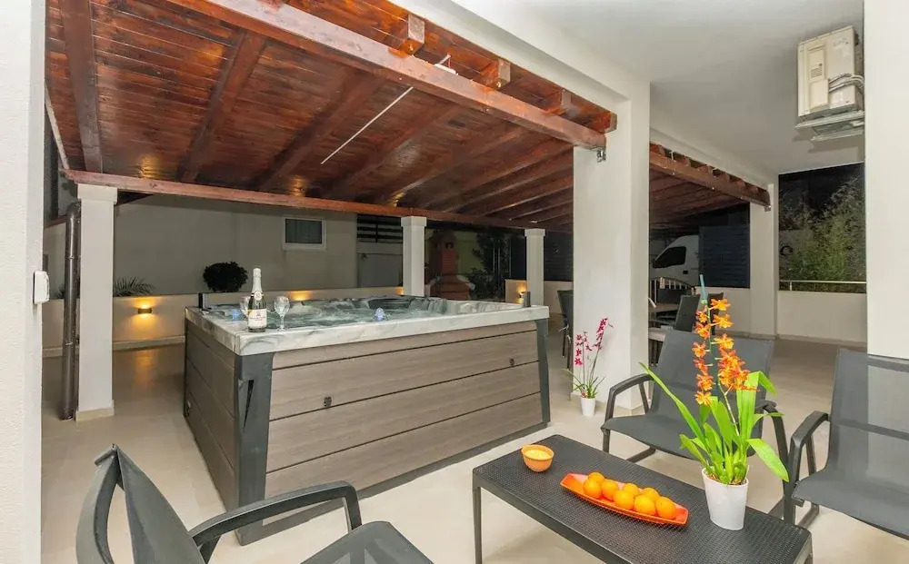 Apartment Dora
