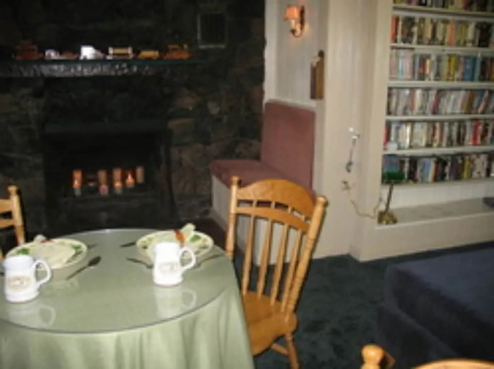 Featherbed Railroad B&B Resort