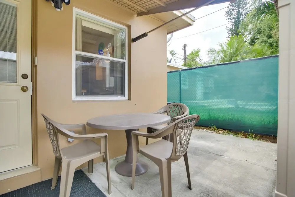 2 Mi to Boardwalk: Home w/ Grill in Dania Beach!