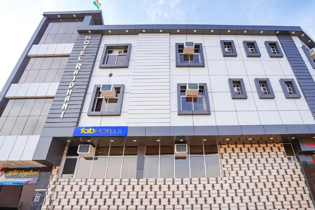 FabHotel Rajdhani
