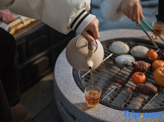 Anji Shuiwanwan Summer Viewing · North Latitude 30° Rafting Resort Coffee B&B