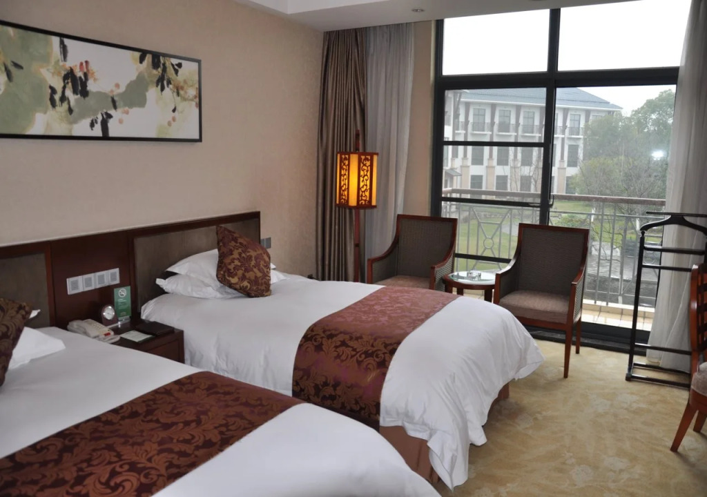 Gucun Park Hotel