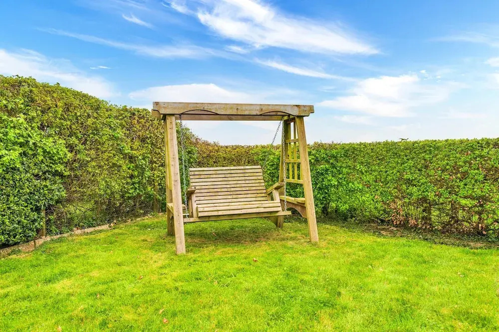 Holiday Home in Kent Near Scenic Parks