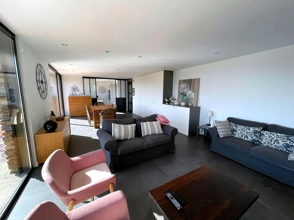 Villa in Gaou With Sea View and Beach
