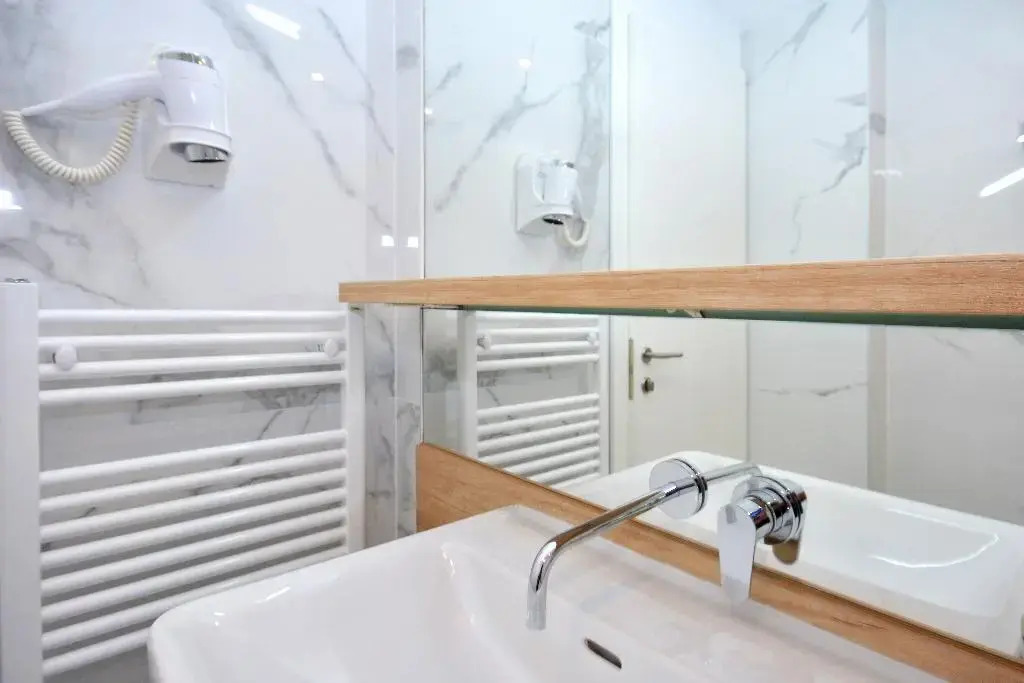 Jona Rooms Podstrana