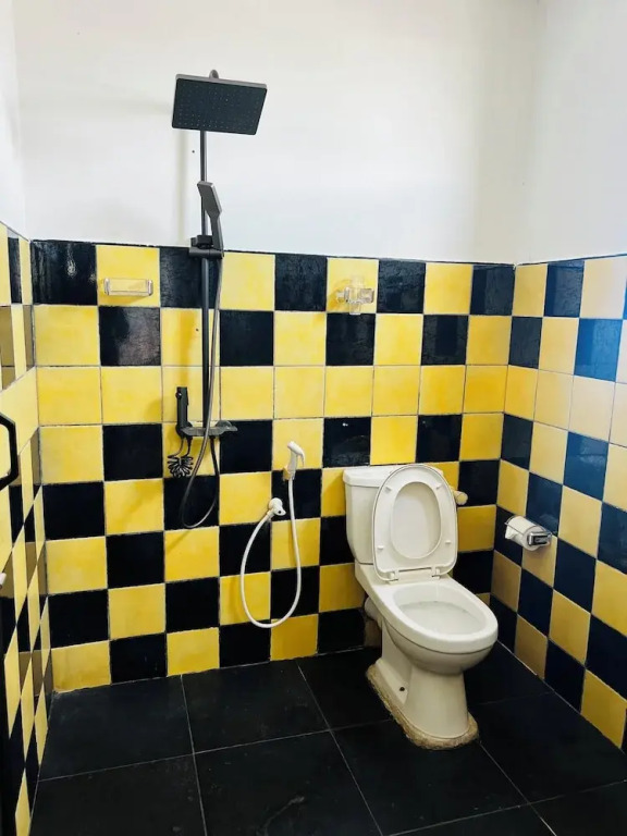 Ramlyn Guesthouse Negombo