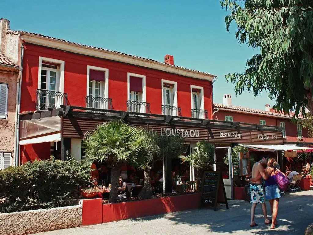 LOustaou De Porquerolles