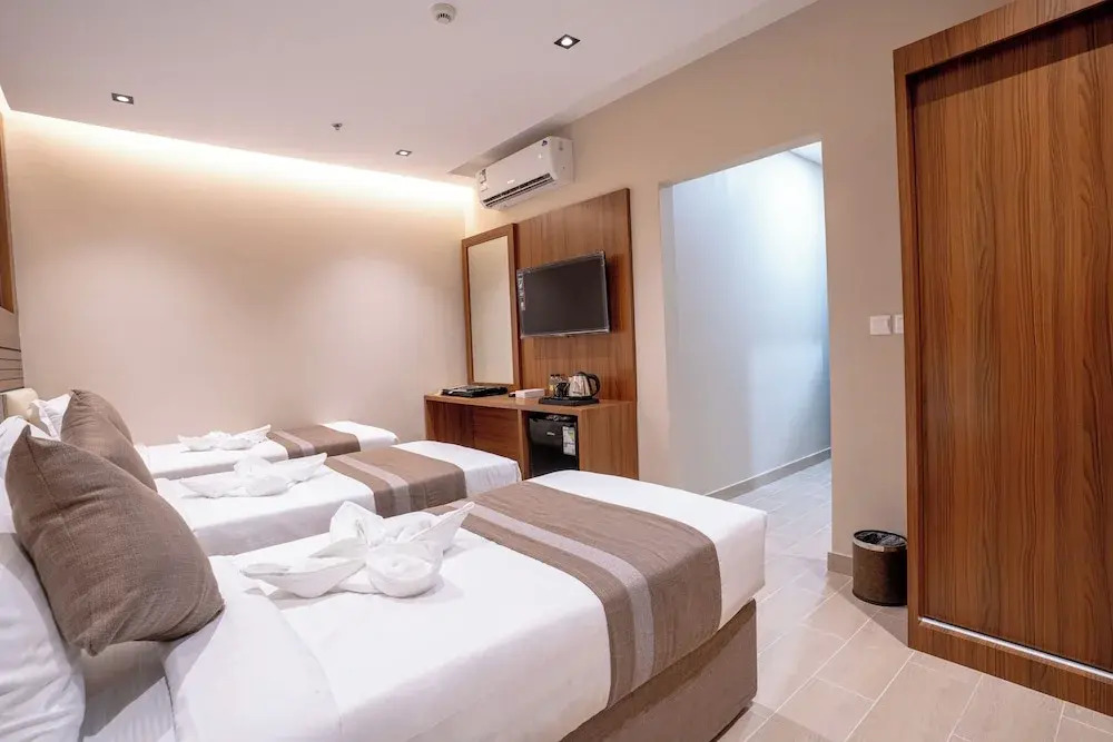 فندق كنان العزيزية Kinan Al Aziziyah Hotel