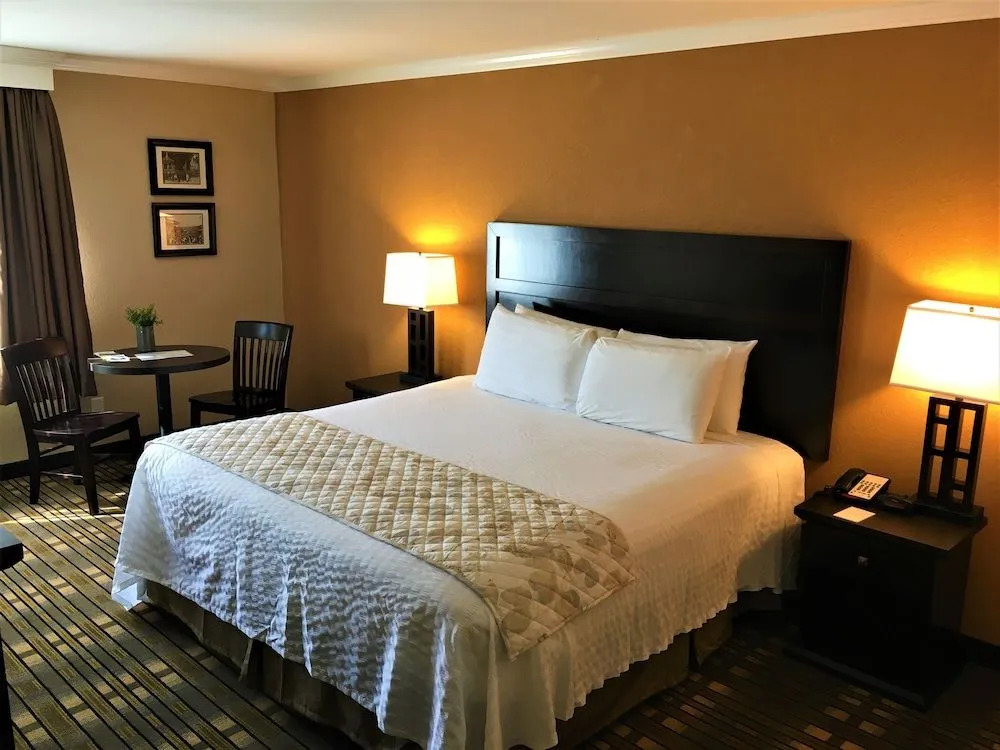 The Lodge at Headwaters